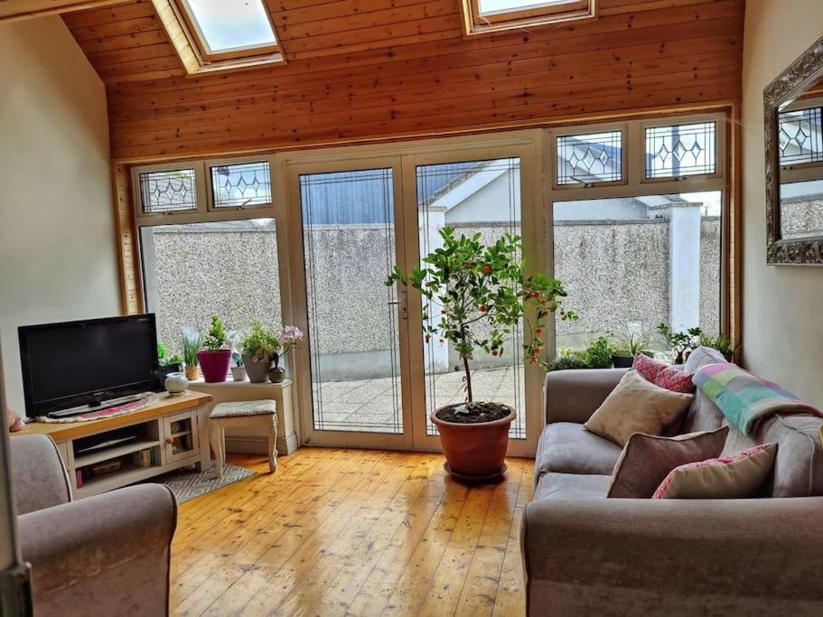 Entire Home At Ballysax House Newpark Exteriör bild